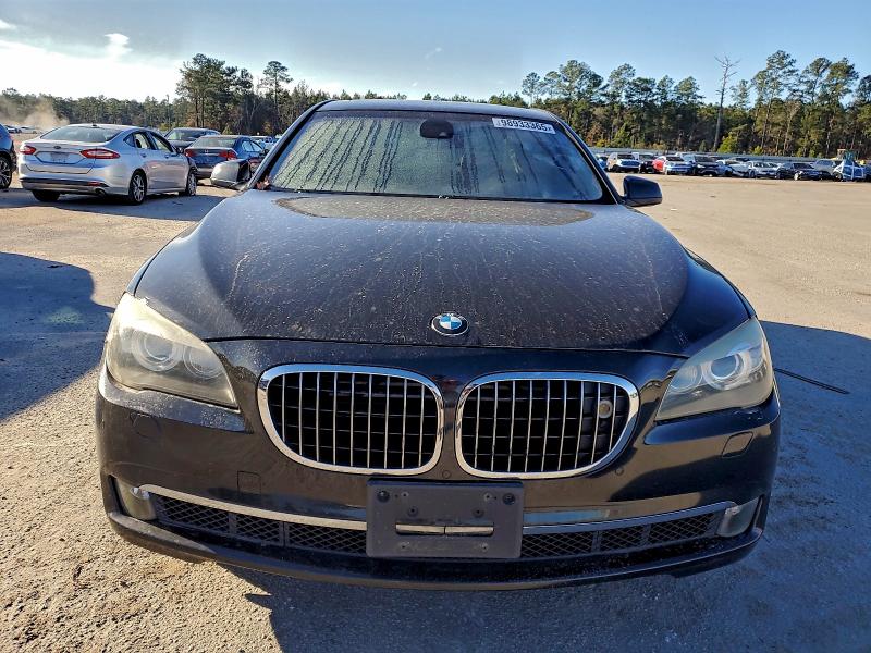 Photo 5 from auction – 2010 BMW 750 I with VIN WBAKA8C58ACY36096