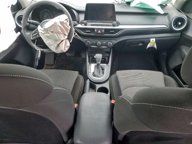 Photo 8 from auction – 2023 KIA FORTE LX with VIN 3KPF24AD2PE570967