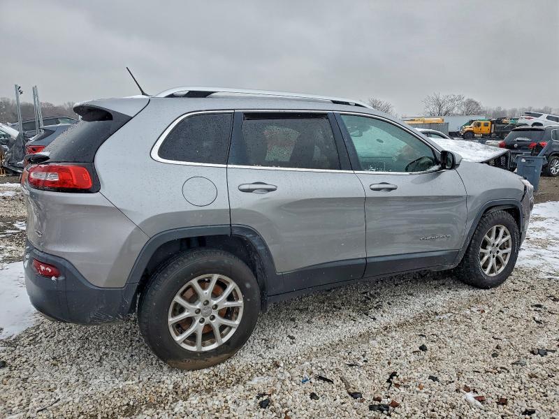 Photo 3 from auction – 2017 JEEP CHEROKEE L with VIN 1C4PJMCS2HW646147