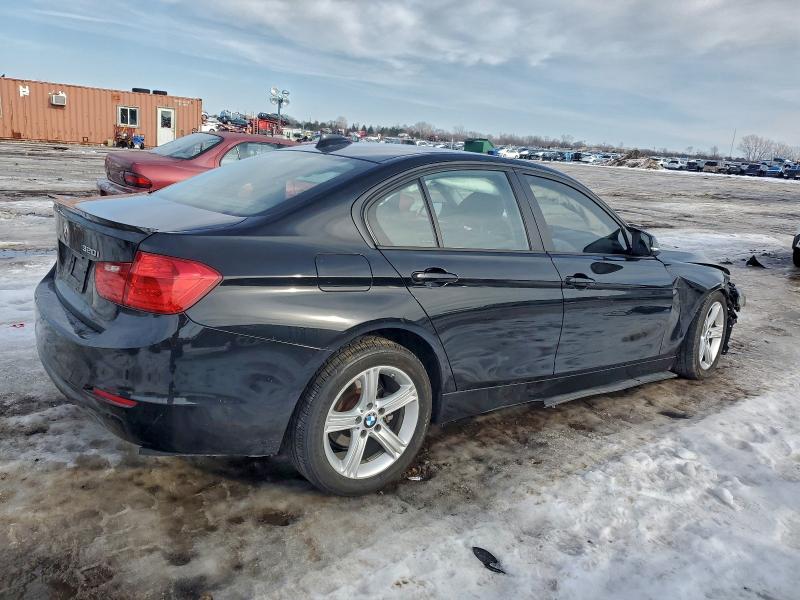 Photo 3 from auction – 2014 BMW 320 I with VIN WBA3B1C51EK131421