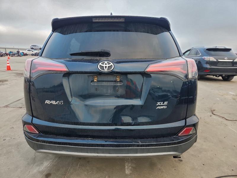 Photo 6 from auction – 2018 TOYOTA RAV4 ADVEN with VIN 2T3RFREV1JW823158