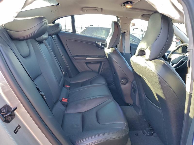 Photo 10 from auction – 2011 VOLVO S60 T6 with VIN YV1902FH0B2019486