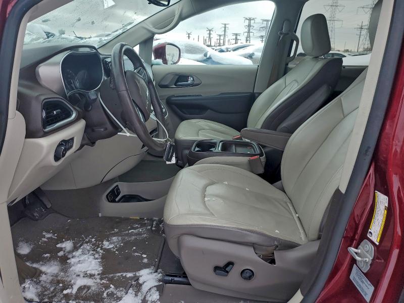 Photo 7 from auction – 2017 CHRYSLER PACIFICA T with VIN 2C4RC1BG9HR719991