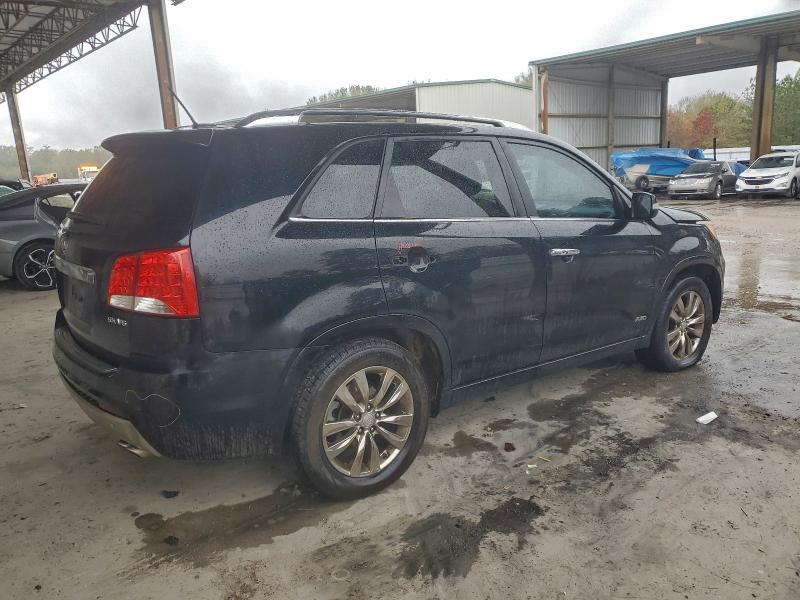 Photo 3 from auction – 2012 KIA SORENTO SX with VIN 5XYKWDA21CG189190