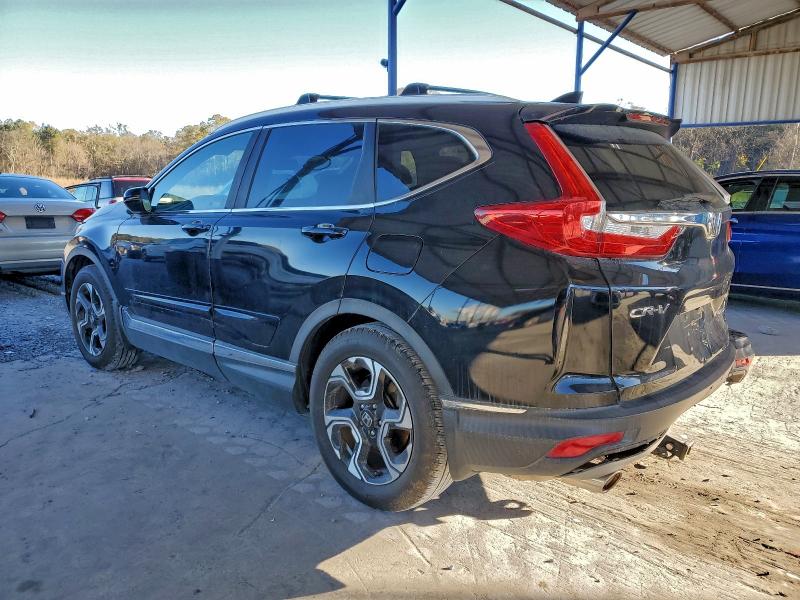 Photo 2 from auction – 2018 HONDA CR-V TOURI with VIN 7FARW1H99JE032046