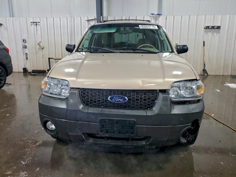 Photo 5 from auction – 2007 FORD ESCAPE XLT with VIN 1FMCU93147KA13094