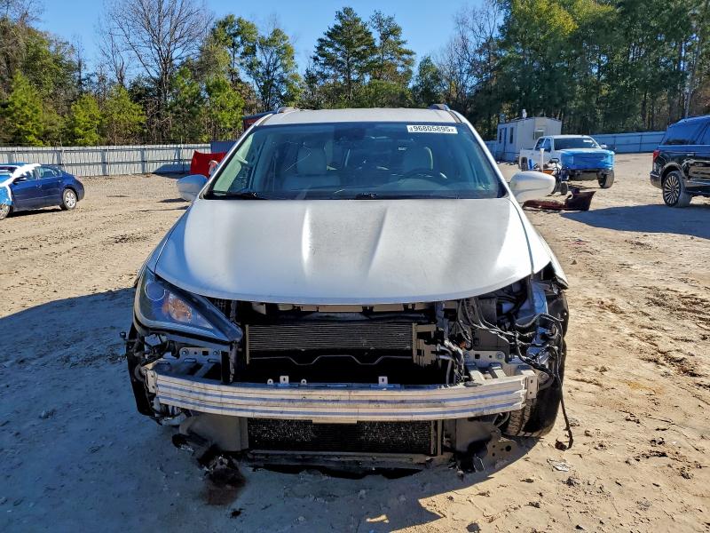 Photo 5 from auction – 2018 CHRYSLER PACIFICA T with VIN 2C4RC1BG0JR132116