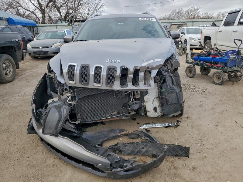 Photo 5 from auction – 2014 JEEP CHEROKEE L with VIN 1C4PJLCBXEW154794