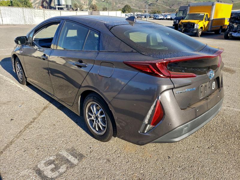 Photo 2 from auction – 2018 TOYOTA PRIUS PRIM with VIN JTDKARFP2J3092128