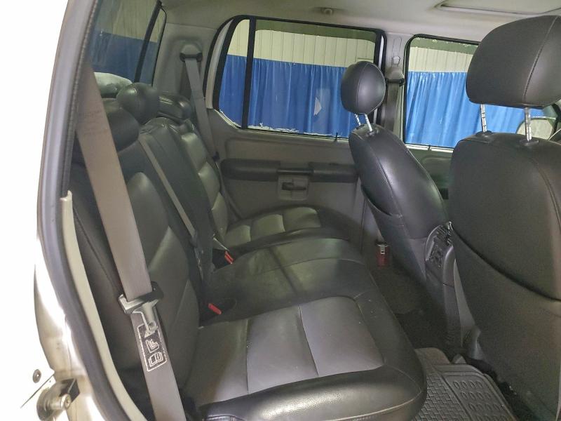 Photo 10 from auction – 2003 FORD EXPLORER S with VIN 1FMZU67E43UC69823