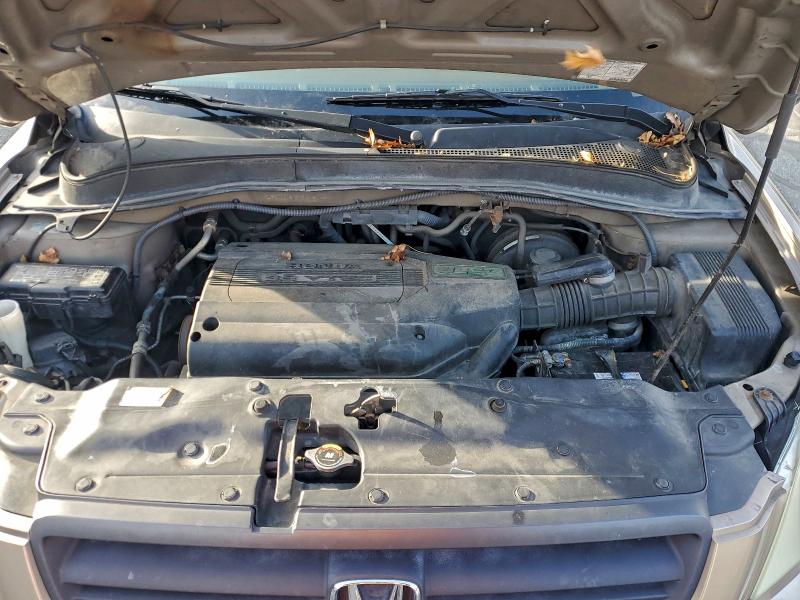 Photo 12 from auction – 2004 HONDA PILOT EX with VIN 2HKYF18404H569955
