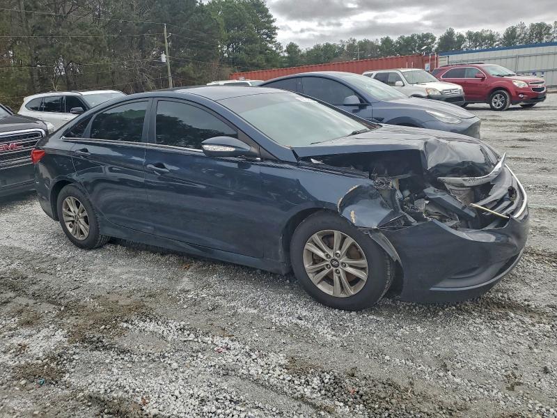 Photo 4 from auction – 2014 HYUNDAI SONATA GLS with VIN 5NPEB4AC2EH823636