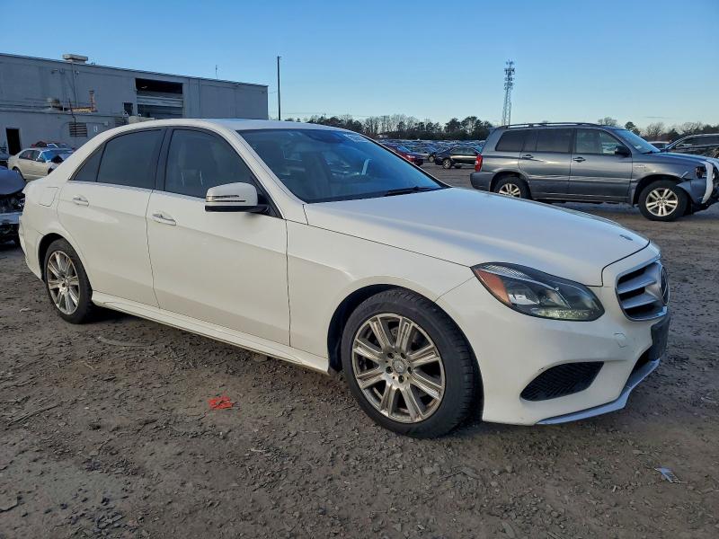 Photo 4 from auction – 2014 MERCEDES-BENZ E 350 4MAT with VIN WDDHF8JB1EA969670