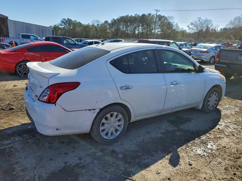 Photo 3 from auction – 2015 NISSAN VERSA S with VIN 3N1CN7AP9FL881329