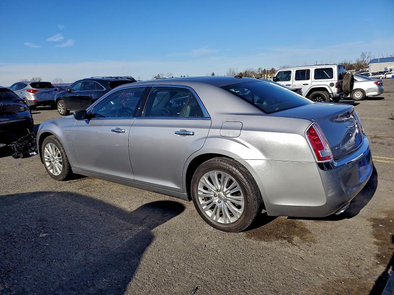 Photo 2 from auction – 2013 CHRYSLER 300C with VIN 2C3CCAKT6DH667145