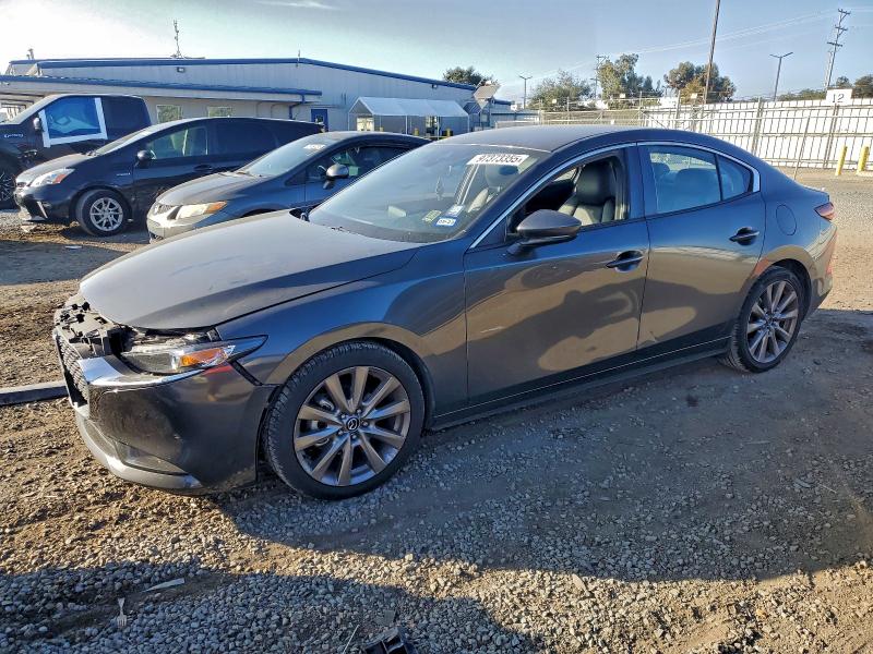 MAZDA 3 PREFERRE 2019 with VIN JM1BPACL5K1109485 - Photo from auction