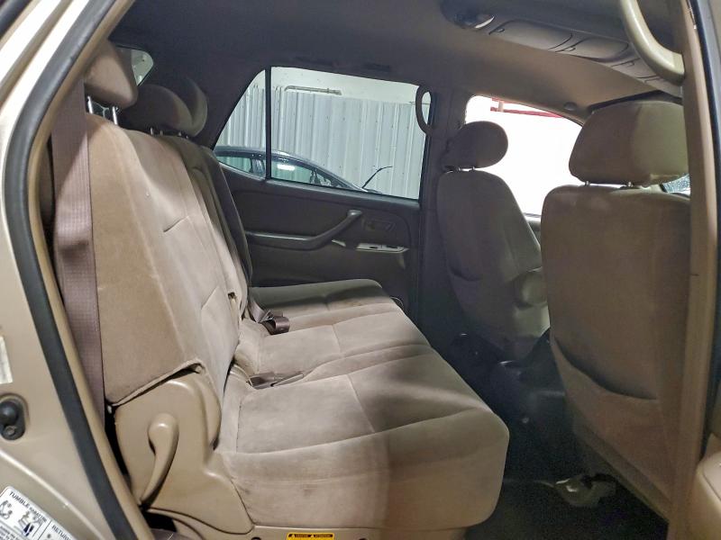 Photo 11 from auction – 2002 TOYOTA SEQUOIA SR with VIN 5TDBT44A32S065709