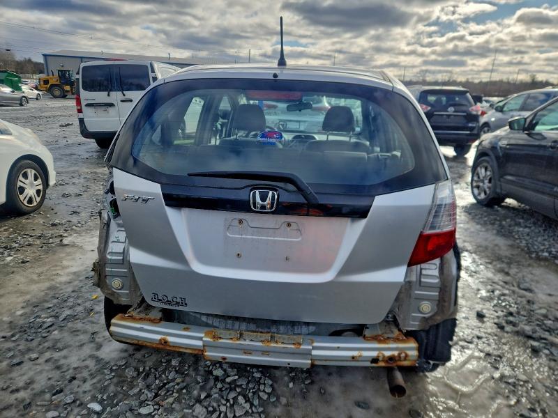 Photo 6 from auction – 2013 HONDA FIT with VIN JHMGE8H32DC071801