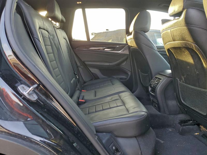 Photo 11 from auction – 2018 BMW X3 XDRIVE3 with VIN 5UXTR9C5XJLA13838