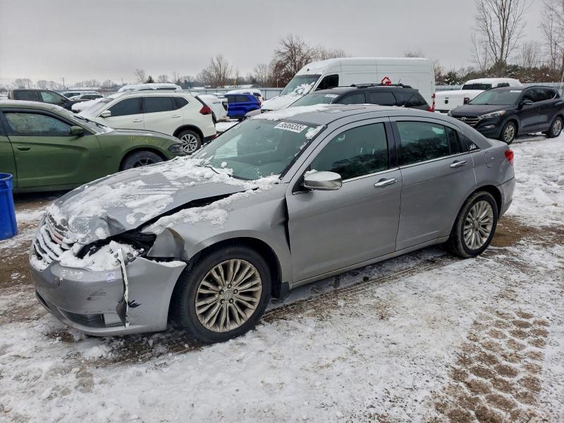 CHRYSLER 200 LIMITE 2013 with VIN 1C3CCBCG1DN691089 - Photo from auction