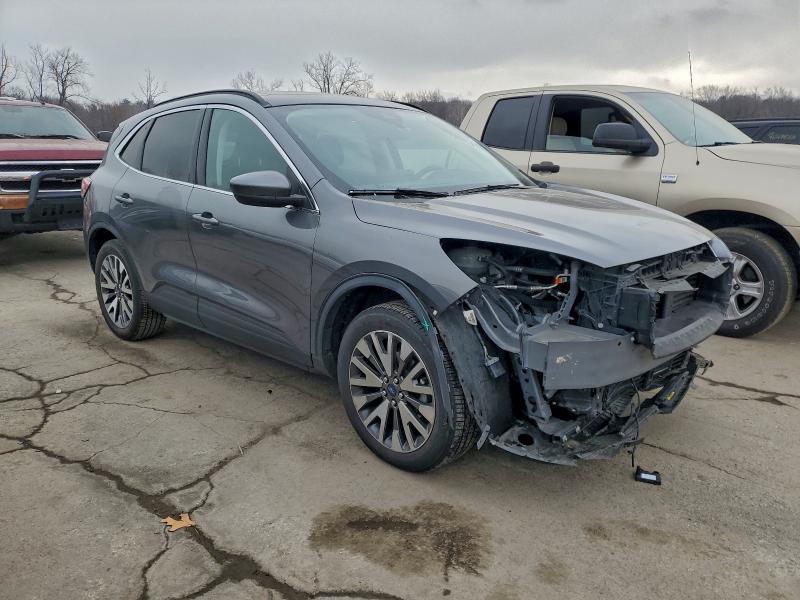 Photo 4 from auction – 2021 FORD ESCAPE TIT with VIN 1FMCU9J93MUA62151