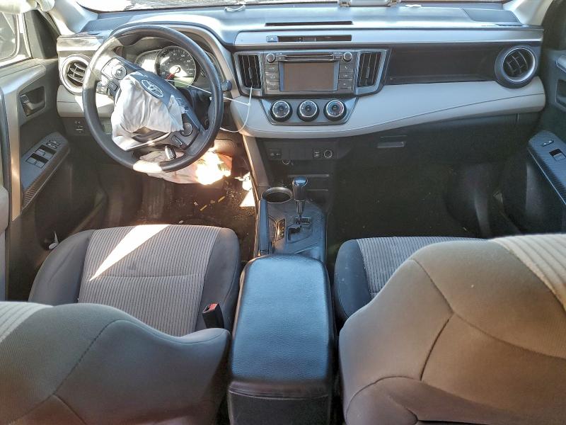 Photo 8 from auction – 2013 TOYOTA RAV4 LE with VIN 2T3ZFREV4DW021210