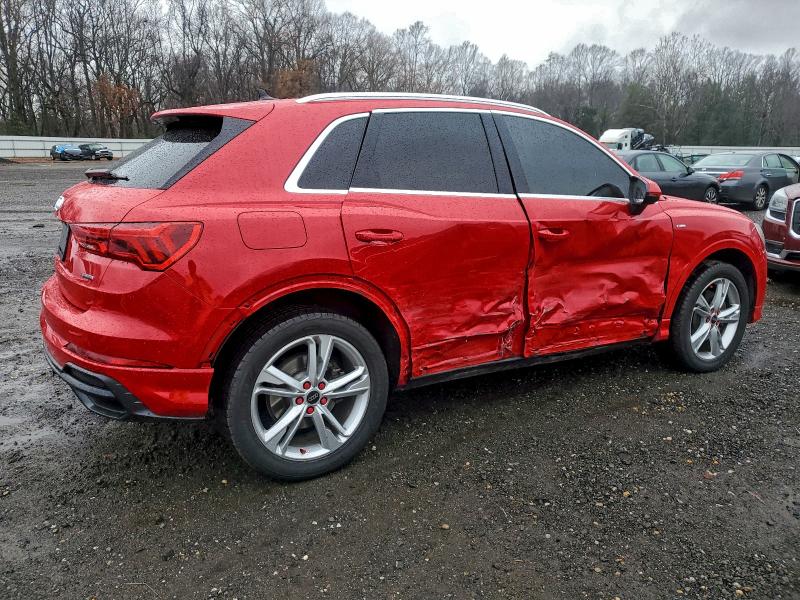 Photo 3 from auction – 2022 AUDI Q3 PREMIUM with VIN WA1DECF38N1128794