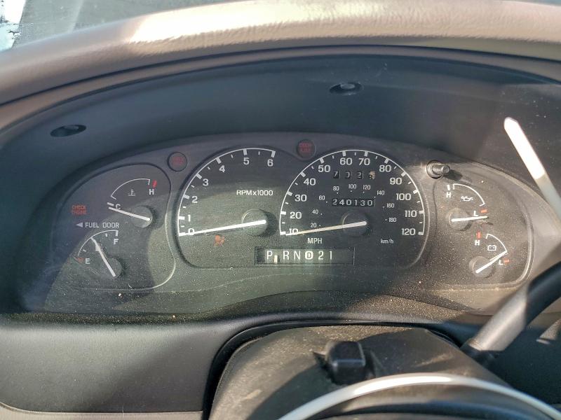 Photo 9 from auction – 1998 FORD EXPLORER with VIN 1FMYU22E8WUB33145