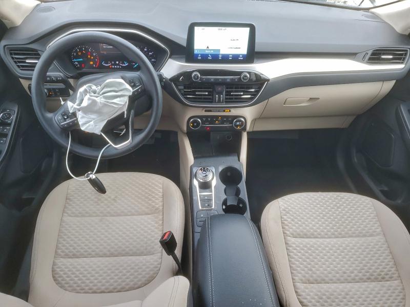 Photo 8 from auction – 2020 FORD ESCAPE SE with VIN 1FMCU0G63LUA22398