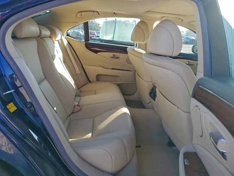 Photo 10 from auction – 2011 LEXUS LS 460 with VIN JTHCL5EF4B5010730