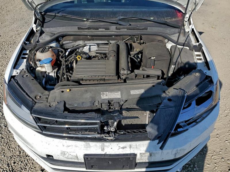 Photo 11 from auction – 2017 VOLKSWAGEN JETTA SE with VIN 3VWDB7AJ3HM233551