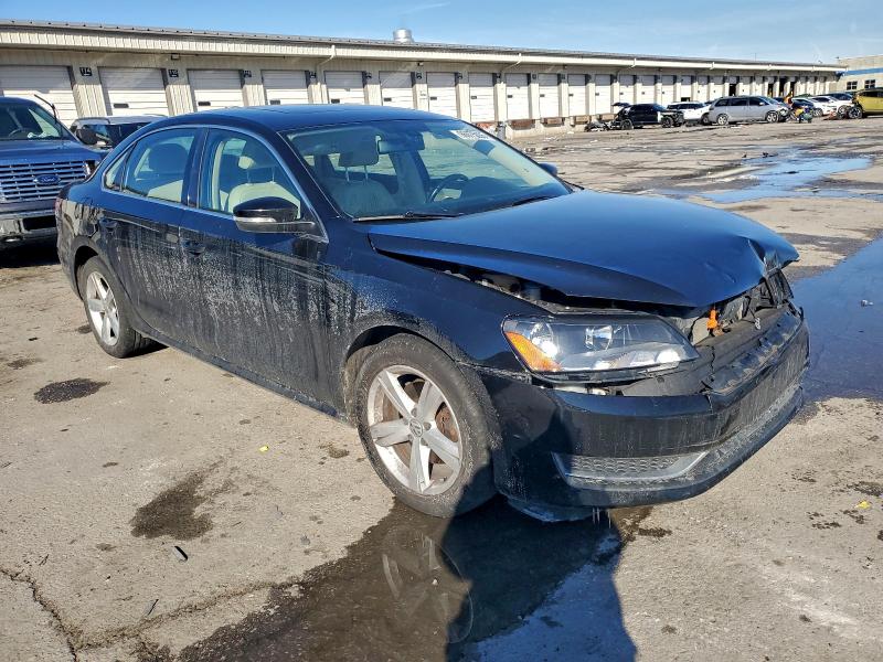 Photo 4 from auction – 2013 VOLKSWAGEN PASSAT SE with VIN 1VWBP7A39DC068613