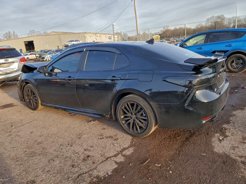 Photo 2 from auction – 2022 TOYOTA CAMRY SE with VIN 4T1G11AK2NU666144