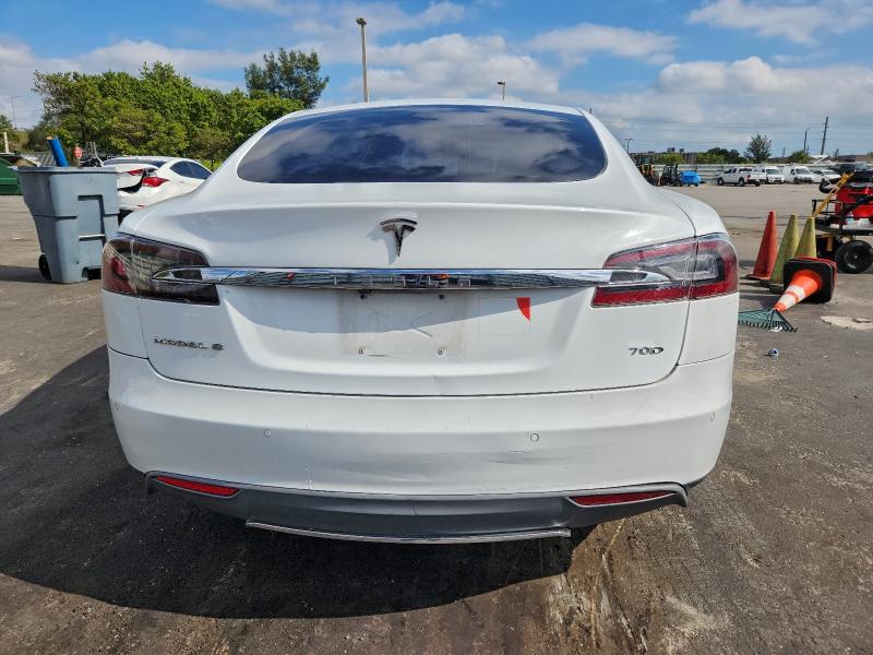 Photo 6 from auction – 2015 TESLA MODEL S 70 with VIN 5YJSA1S26FF098455