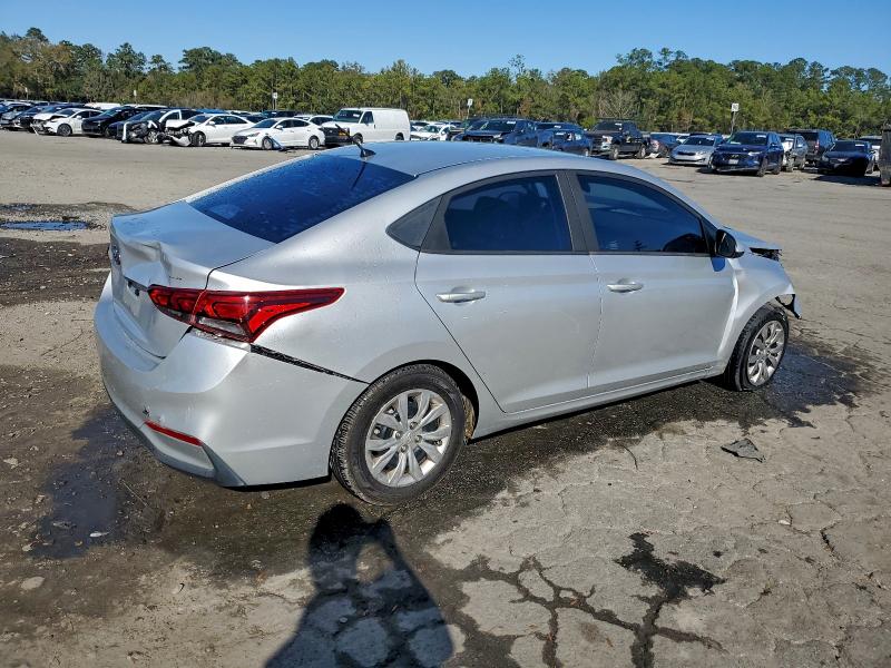 Photo 3 from auction – 2018 HYUNDAI ACCENT SE with VIN 3KPC24A35JE028828