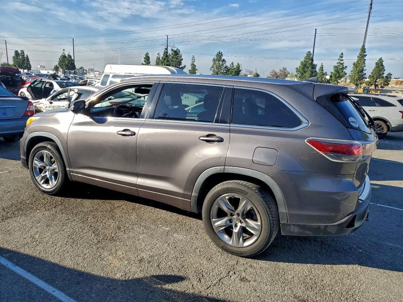 Photo 2 from auction – 2015 TOYOTA HIGHLANDER with VIN 5TDYKRFH0FS080078