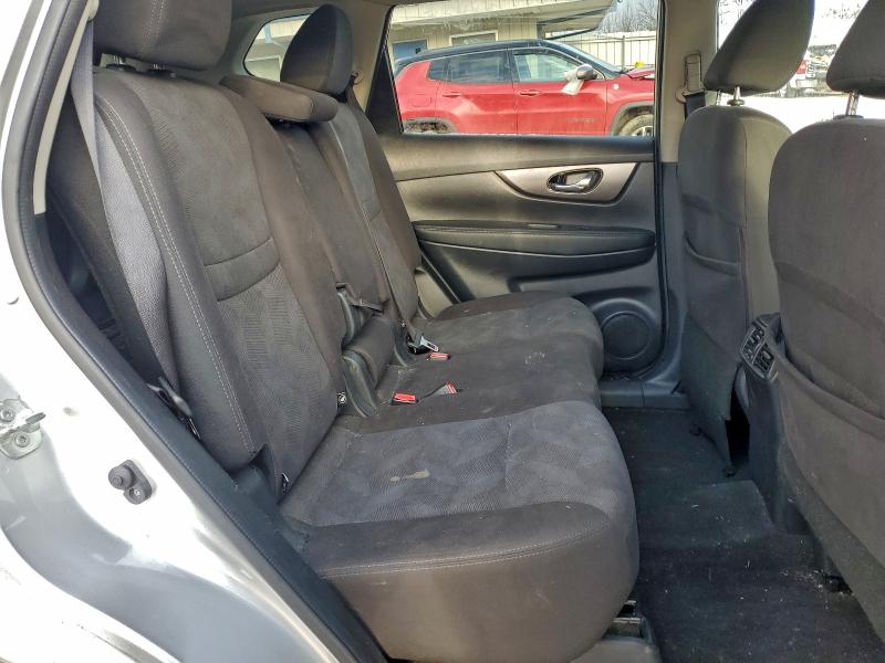 Photo 11 from auction – 2016 NISSAN ROGUE S with VIN KNMAT2MV8GP665016