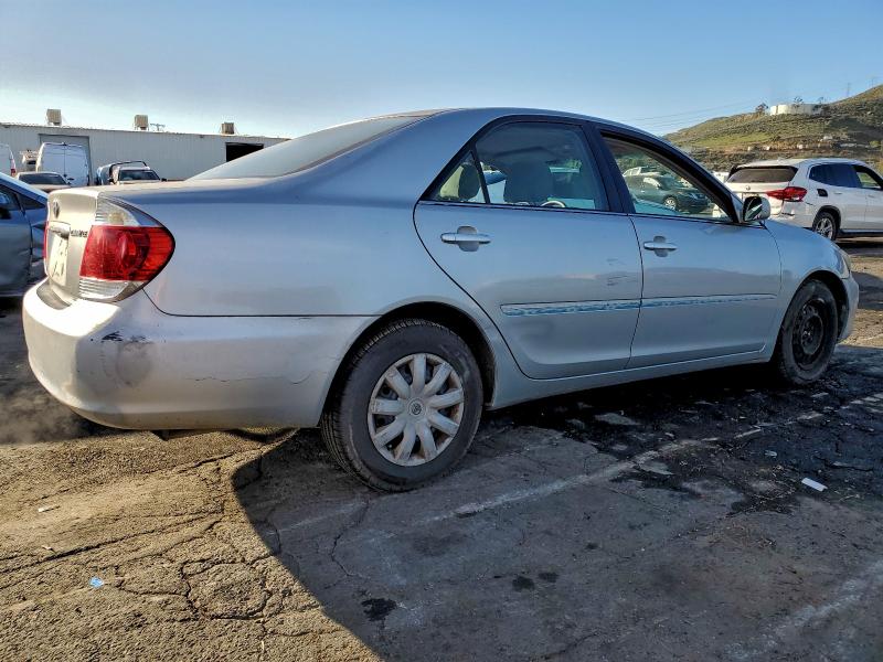 Photo 3 from auction – 2005 TOYOTA CAMRY LE with VIN 4T1BE32K35U417666