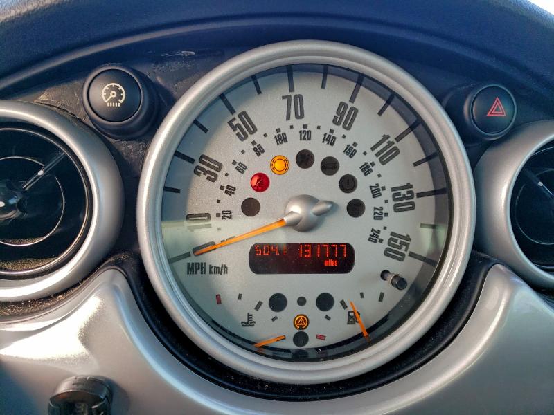 Photo 9 from auction – 2005 MINI COOPER S with VIN WMWRE33415TD91934