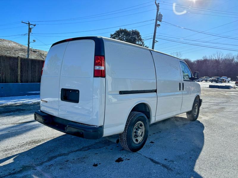 Photo 4 from auction – 2021 CHEVROLET EXPRESS G2 with VIN 1GCWGAFP2M1311039