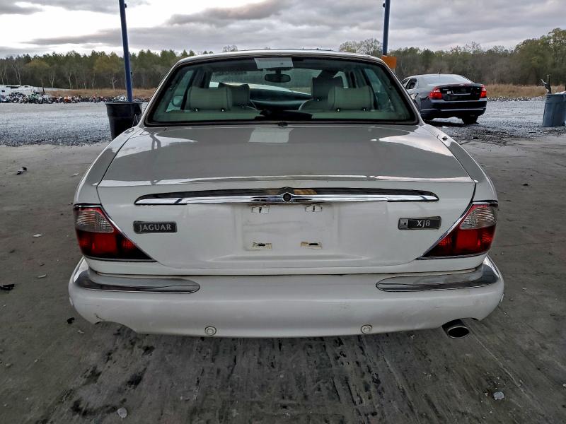 Photo 6 from auction – 2001 JAGUAR XJ8 with VIN SAJDA14C21LF33609