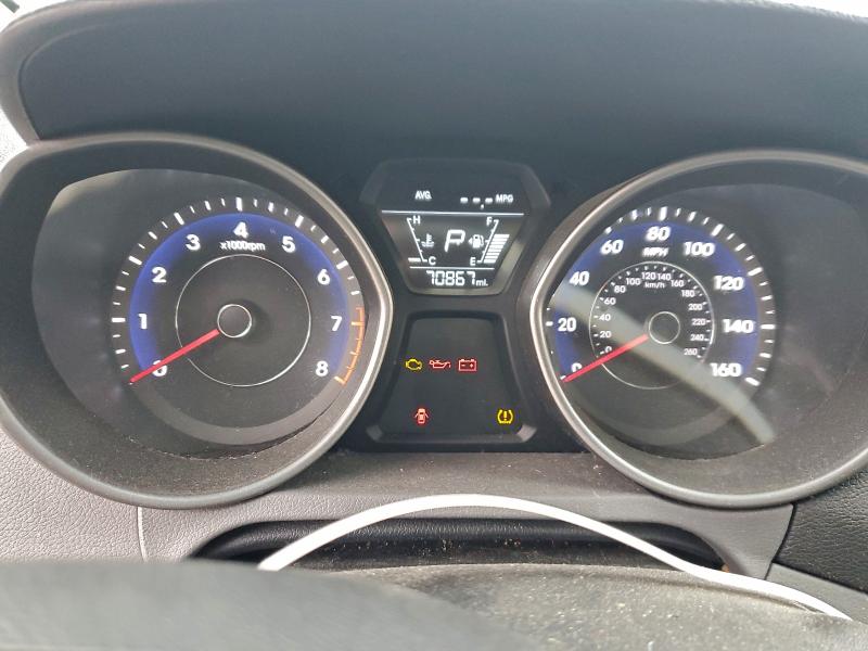 Photo 9 from auction – 2016 HYUNDAI ELANTRA SE with VIN 5NPDH4AE4GH662964