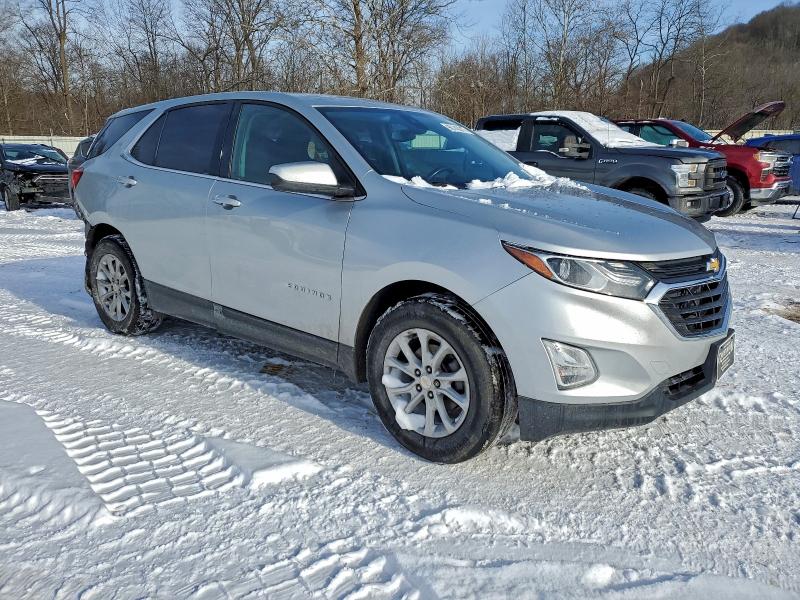Photo 4 from auction – 2020 CHEVROLET EQUINOX LT with VIN 3GNAXJEV3LL234576