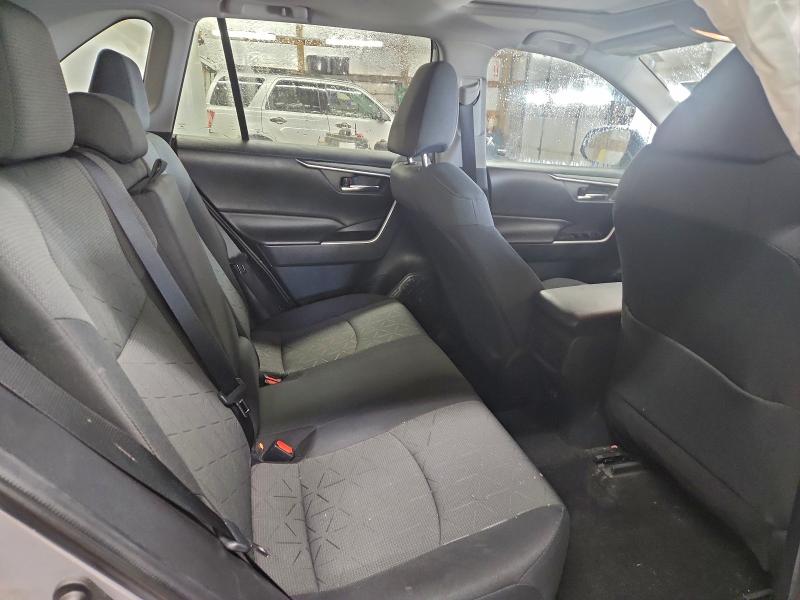 Photo 11 from auction – 2020 TOYOTA RAV4 XLE with VIN 2T3P1RFV4LW114165