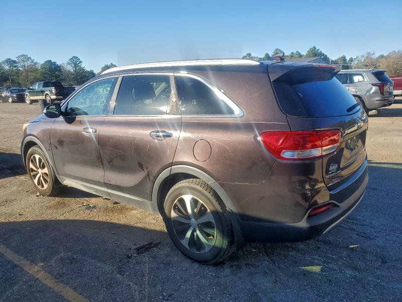 Photo 2 from auction – 2018 KIA SORENTO EX with VIN 5XYPH4A54JG365236