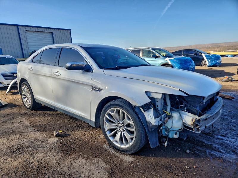 Photo 4 from auction – 2015 FORD TAURUS LIM with VIN 1FAHP2F82FG101151