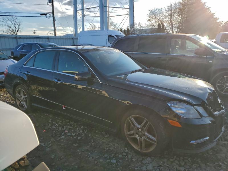 Photo 4 from auction – 2013 MERCEDES-BENZ E 550 4MAT with VIN WDDHF9BB3DA742046