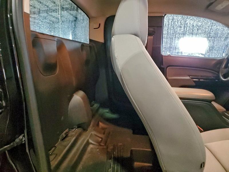 Photo 10 from auction – 2018 CHEVROLET COLORADO with VIN 1GCHSBEA2J1324668