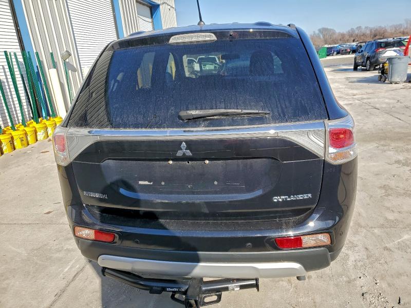 Photo 6 from auction – 2015 MITSUBISHI OUTLANDER with VIN JA4AD2A31FZ011164