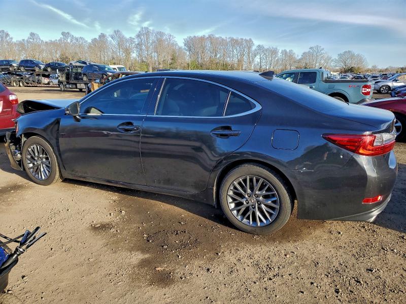 Photo 2 from auction – 2018 LEXUS ES with VIN 58ABK1GGXJU113769
